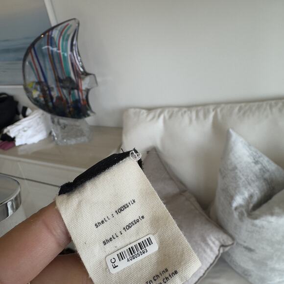 L’agence Freja Blouse Size Small Silk Short Sleeve Silk Black Top - Picture 5 of 7